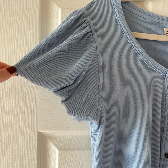 We the Free Molly T-Shirt - Cropped Puff Sleeves - Picture 8 of 8